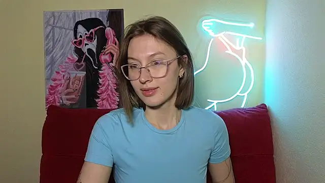 MalvinaBlum online show from February 17, 2025, 7:53 pm