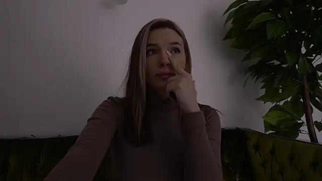 IceDanielles online show from January 31, 2025, 2:17 pm