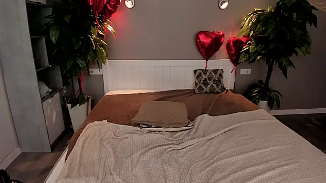 IceDanielles online show from March 14, 2025, 5:02 pm