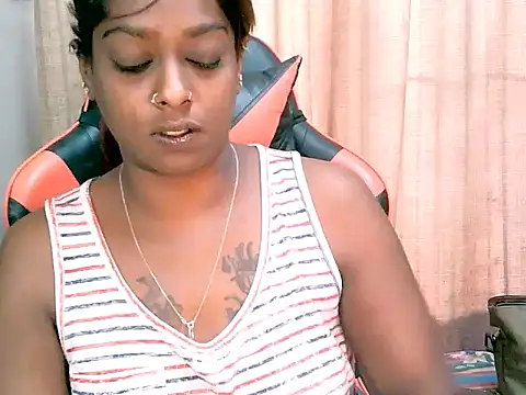 Harl3ysugar4u online show from February 27, 2025, 5:02 am