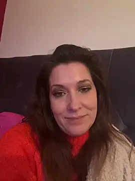 Lwhite1 online show from January 17, 2025, 4:26 pm