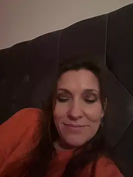 Lwhite1 online show from February 3, 2025, 11:58 pm