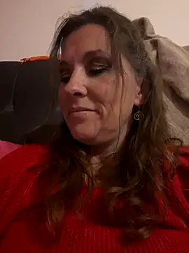 Lwhite1 online show from September 14, 2025, 10:31 pm