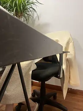 Annabody online show from December 24, 2024, 8:33 am