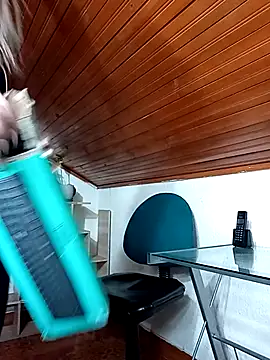 merlinaadams  online show from October 9, 2025, 4:38 pm