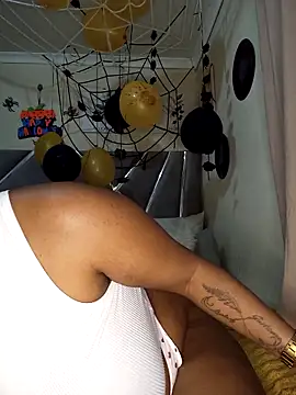 CocoBootyyy online show from October 25, 2025, 11:43 pm