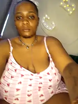 CocoBootyyy online show from November 22, 2025, 11:31 am