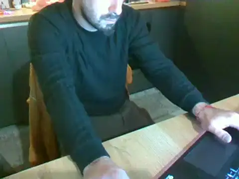 Snapshot of giorgakaci69 chatting on December 2, 2024, 1:47 am giorgakaci69 online show from December 2, 2024, 1:47 am