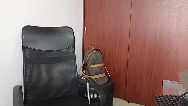 Dj scarlettmorreti online show from January 26, 2025, 3:14 pm