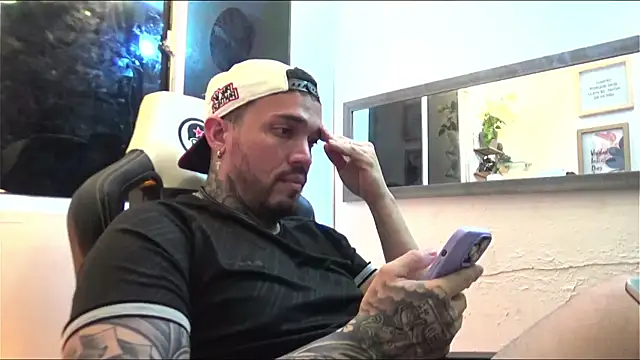 Angel sex latin online show from January 5, 2025, 7:49 am