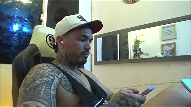 Angel sex latin online show from January 24, 2025, 6:46 am