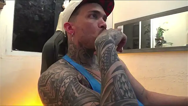 Angel sex latin online show from February 1, 2025, 3:52 am