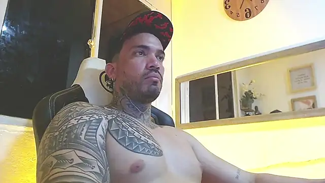 Angel sex latin online show from February 27, 2025, 7:44 am