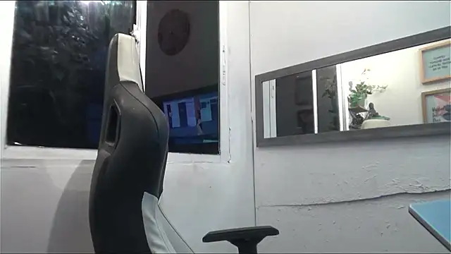 Angel sex latin online show from March 21, 2025, 5:11 am