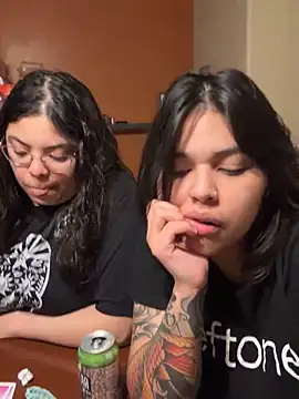 Snapshot of miacanela_xo chatting on February 3, 2025, 2:25 am miacanela xo online show from February 3, 2025, 2:25 am