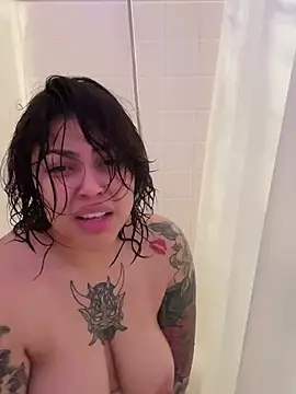 Snapshot of miacanela_xo chatting on February 12, 2025, 5:26 am miacanela xo online show from February 12, 2025, 5:26 am