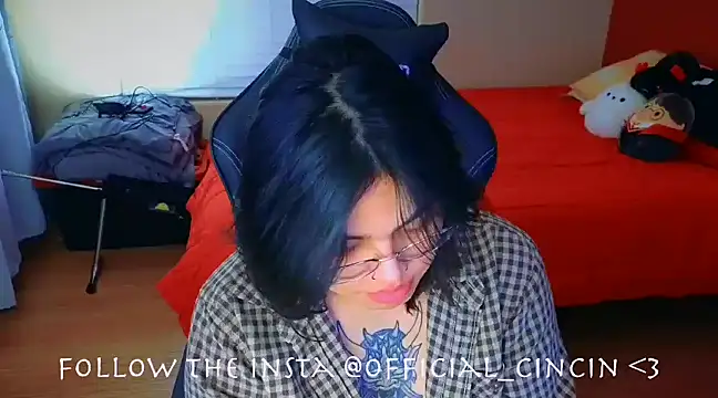 Snapshot of miacanela_xo chatting on February 27, 2025, 6:29 am miacanela xo online show from February 27, 2025, 6:29 am