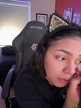 Snapshot of miacanela_xo chatting on March 20, 2025, 12:19 am miacanela xo online show from March 20, 2025, 12:19 am