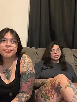 Snapshot of miacanela_xo chatting on September 22, 2025, 3:41 am miacanela xo online show from September 22, 2025, 3:41 am