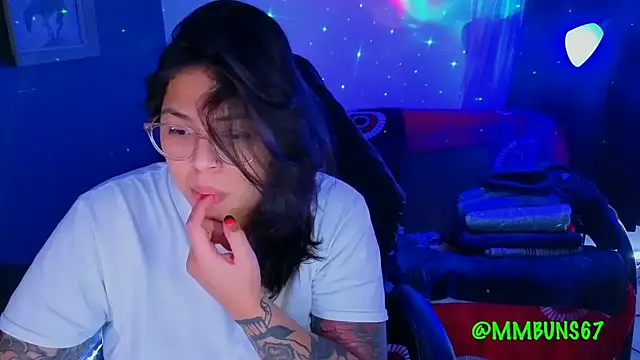 Snapshot of miacanela_xo chatting on October 27, 2025, 12:47 am miacanela xo online show from October 27, 2025, 12:47 am