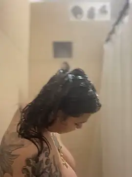 Snapshot of miacanela_xo chatting on December 14, 2025, 3:34 am miacanela xo online show from December 14, 2025, 3:34 am