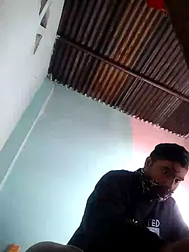 Snapshot of SweetFatBoy chatting on February 2, 2025, 2:48 am SweetFatBoy online show from February 2, 2025, 2:48 am