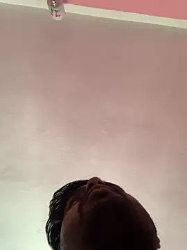 Snapshot of SweetFatBoy chatting on February 2, 2025, 6:58 am SweetFatBoy online show from February 2, 2025, 6:58 am