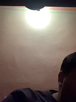 Snapshot of SweetFatBoy chatting on February 8, 2025, 4:04 pm SweetFatBoy online show from February 8, 2025, 4:04 pm