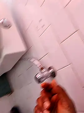 Snapshot of SweetFatBoy chatting on February 11, 2025, 9:53 am SweetFatBoy online show from February 11, 2025, 9:53 am