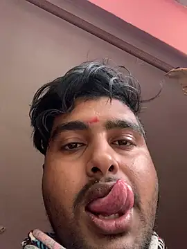 Snapshot of SweetFatBoy chatting on March 11, 2025, 11:44 am SweetFatBoy online show from March 11, 2025, 11:44 am