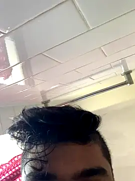 Snapshot of SweetFatBoy chatting on October 18, 2025, 4:04 am SweetFatBoy online show from October 18, 2025, 4:04 am