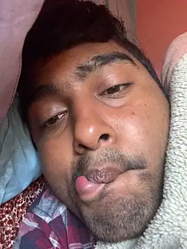 Snapshot of SweetFatBoy chatting on November 23, 2025, 2:33 am SweetFatBoy online show from November 23, 2025, 2:33 am