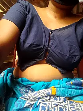 Snapshot of HotSexyBoudi chatting on February 1, 2025, 8:39 am HotSexyBoudi online show from February 1, 2025, 8:39 am
