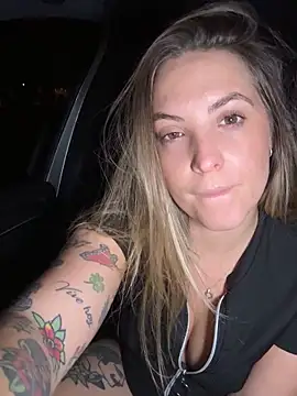 Snapshot of LiliMorganxxx chatting on October 26, 2025, 10:04 pm LiliMorganxxx online show from October 26, 2025, 10:04 pm