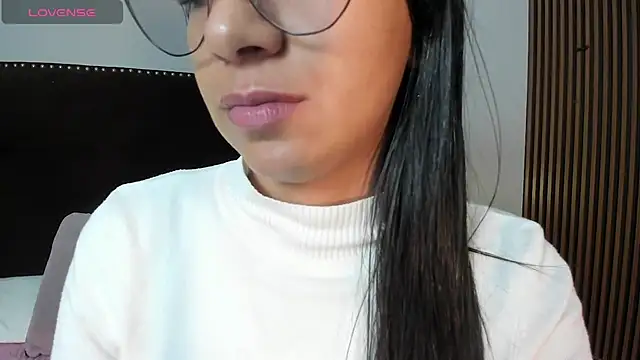 Snapshot of Tamaraakins chatting on February 22, 2025, 8:09 pm Tamaraakins online show from February 22, 2025, 8:09 pm