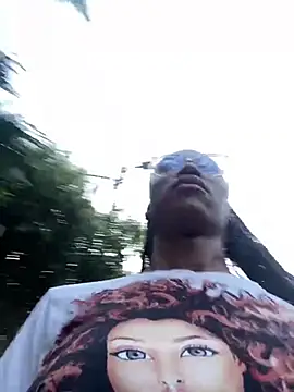 Snapshot of sweetsarabig22cm chatting on March 2, 2025, 11:20 pm sweetsarabig22cm online show from March 2, 2025, 11:20 pm