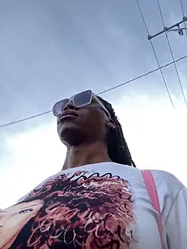 Snapshot of sweetsarabig22cm chatting on March 8, 2025, 10:56 pm sweetsarabig22cm online show from March 8, 2025, 10:56 pm