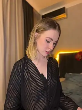 Snapshot of LoveGameSexx chatting on January 5, 2025, 4:27 pm LoveGameSexx online show from January 5, 2025, 4:27 pm