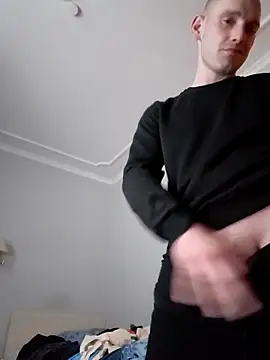 Bartzrl online show from September 15, 2025, 1:22 pm