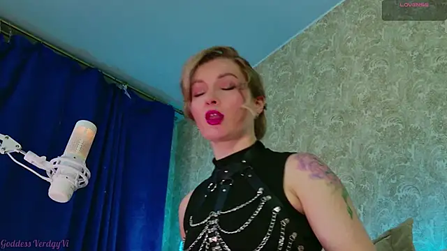 Snapshot of VerdgyMiller chatting on November 30, 2025, 7:23 am VerdgyMiller online show from November 30, 2025, 7:23 am