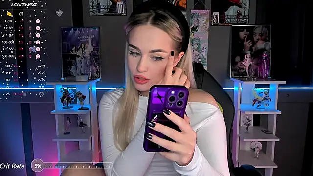 Snapshot of Ellen_Soft chatting on December 8, 2024, 8:36 pm Ellen Soft online show from December 8, 2024, 8:36 pm