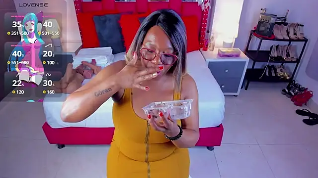 ShantalDior online show from February 4, 2025, 3:11 am