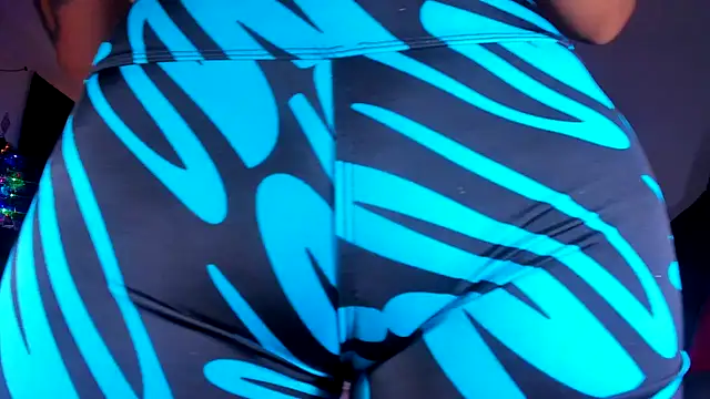 kerlysmith 24 online show from December 15, 2024, 7:31 pm