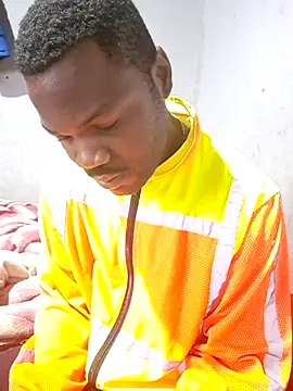 Petrossa online show from October 30, 2025, 4:25 am