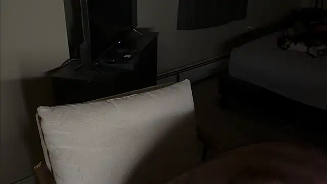 Snapshot of DaddySnowXX chatting on December 10, 2024, 8:19 am DaddySnowXX online show from December 10, 2024, 8:19 am