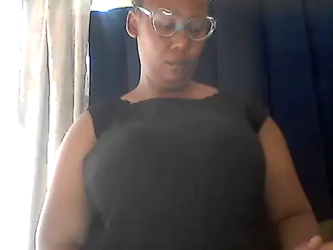 NippleMilkXx online show from October 14, 2025, 6:36 am