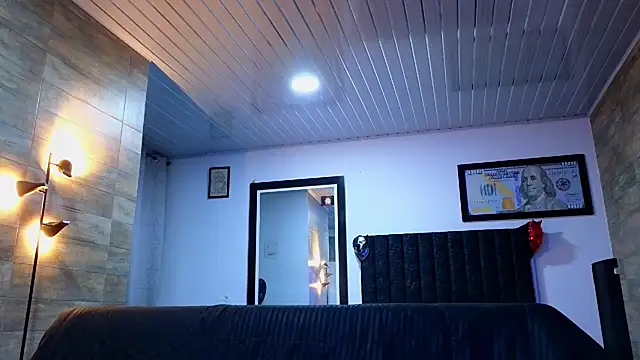 Snapshot of AsmodeoCox chatting on October 24, 2025, 3:14 am AsmodeoCox online show from October 24, 2025, 3:14 am