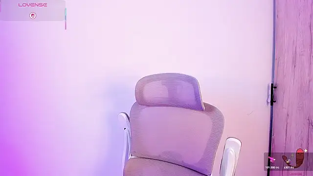 Snapshot of sofiaa_grey_ chatting on November 13, 2025, 3:00 pm sofiaa grey online show from November 13, 2025, 3:00 pm