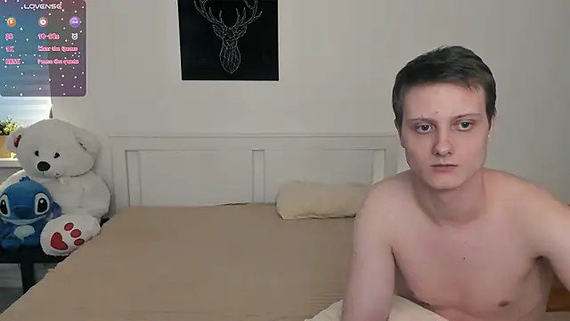 Snapshot of shaameless chatting on February 8, 2025, 2:05 pm shaameless online show from February 8, 2025, 2:05 pm