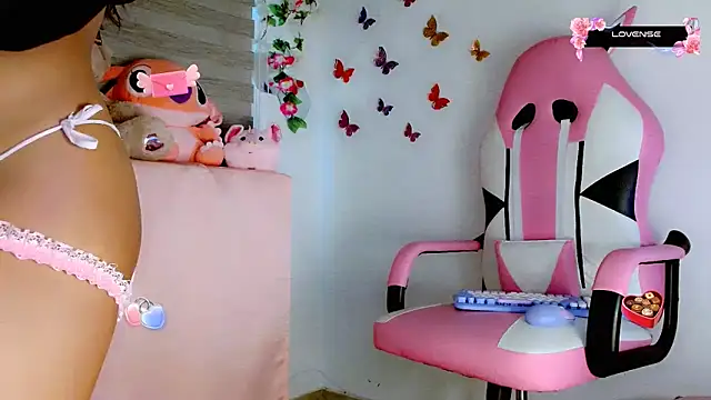 amaranta1411- online show from January 4, 2025, 6:51 pm